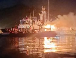 Kapal Penangkap Ikan Terbakar di Tangkahan Hj. Masliha