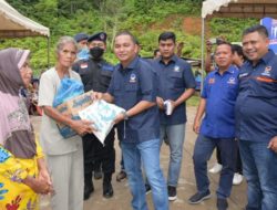 Bakhtiar Sibarani Bagikan 500 Paket Sembako di Kecamatan Sitahuis – Menyambut HUT Partai NasDem ke-11 Tahun