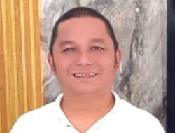 Bakhtiar Sibarani Apload Surat Terbuka Terkait Isu Pembangunan Kantor Bupati Tapteng di Beranda Facebook nya